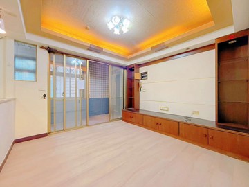 大里內新市場旁三房+平車全新衛浴+廚具｜台中市大里區益民路一段