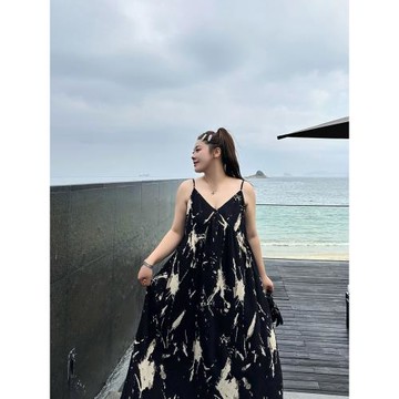 大碼吊帶長裙女裝度假風夏季200斤胖mm顯瘦遮肚中長款無袖連衣裙
