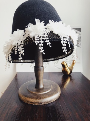 原創流蘇花朵毛呢水桶帽