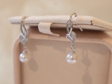 7-7.5mm Akoya珍珠-垂吊耳環 -S925紅掌花耳環鉤