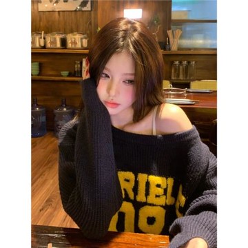 美式藏青色斜肩針織衛衣女春季寬松設計感慵懶風提花字母套頭毛衣