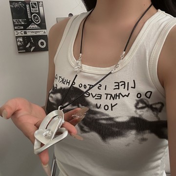 【台灣公司 可打統編】免運 歐美跨境復古大愛心吊墜項鏈簡約纏繞修身高級感鎖骨鏈項飾飾品潮 可開發票 全館五折 工廠現貨直銷 新品特價 z9211