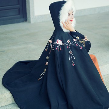秋冬原創設計漢服服復古刺繡加厚毛絨里雙面呢兩色長斗蓬外套大衣1入