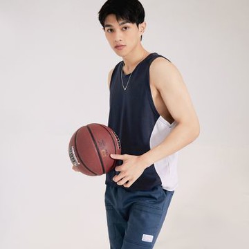 OB嚴選中大尺碼-快乾撞色拼接寬版運動背心《KL1552》