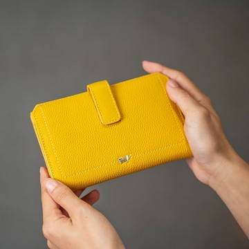 【BRAUN BUFFEL 德國小金牛】台灣總代理 珍妮絲 10卡兩折中夾-向日葵黃/BF840-502-SF