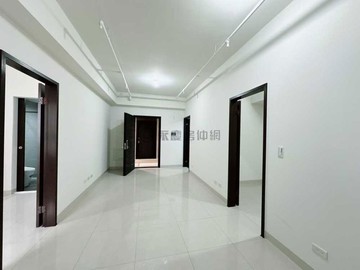 高大⭐冠傑UI⭐兩房兩衛＋平面車位02177｜高雄市楠梓區大學三十八街