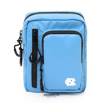 NCAA 北卡羅萊納 天藍 多夾層 小包 側背包 包包 (布魯克林) 7225571282