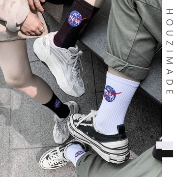 [HOUZIMADE] 翻玩星球NASA中筒襪 [Q0001-1]