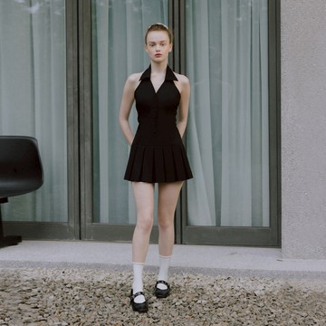 CC.DAILY-削肩V領百摺洋裝-女【J2CO064】