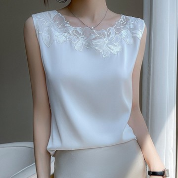 【LANNI 藍尼】現+預 夏季無袖蕾絲上衣(T恤/休閒/氣質)