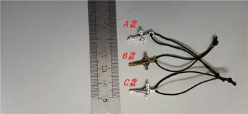1/6兵人偶 散件 潮流首飾 十字架 金屬 項鏈 吊墜 兵人飾品 現貨