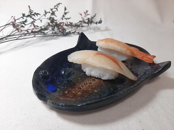 金質獎曼波魚陶盤