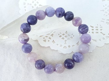 CJ31。紫舒螢石手珠