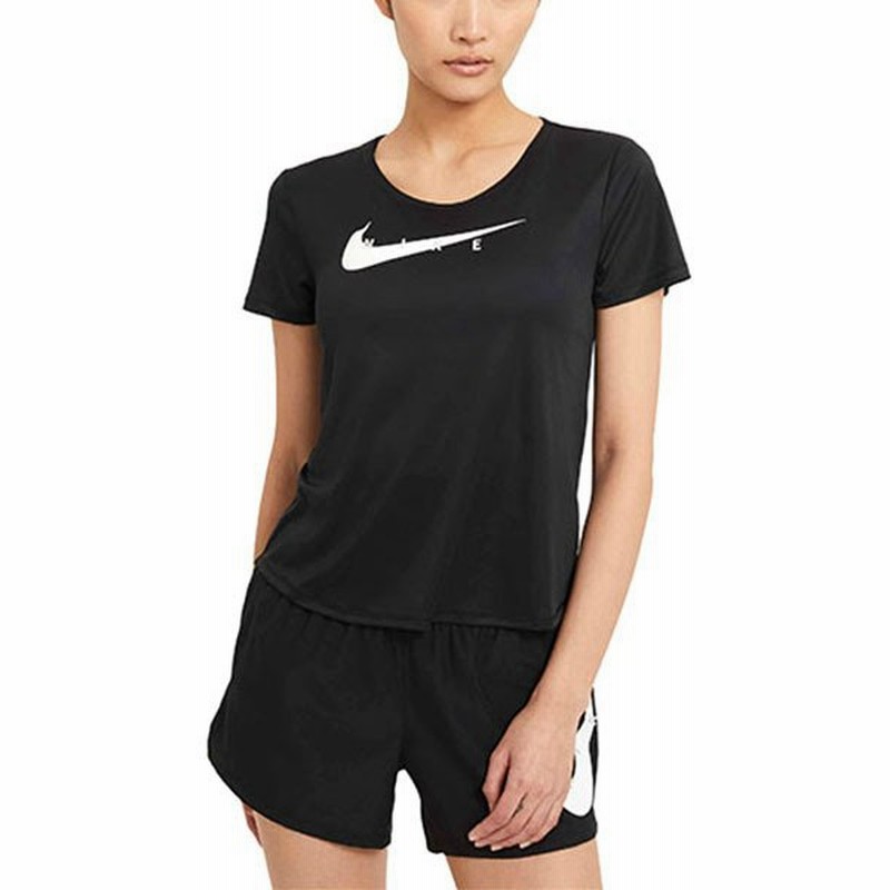 ゆうパケット対応可能 ナイキ Tシャツ レディース Nike スウッシュ ラン S S トップ ランニングシャツ トレーニングシャツ 半袖 ブラック 通販 Lineポイント最大0 5 Get Lineショッピング