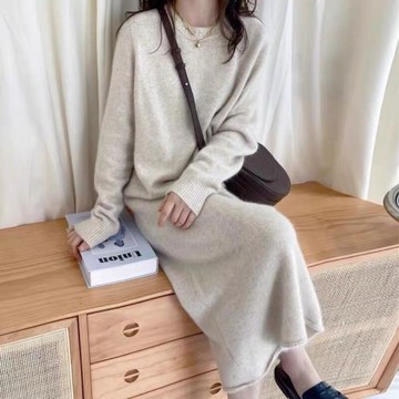 Long sleeved loose fitting casual dress 長袖寬松休閑連衣裙女