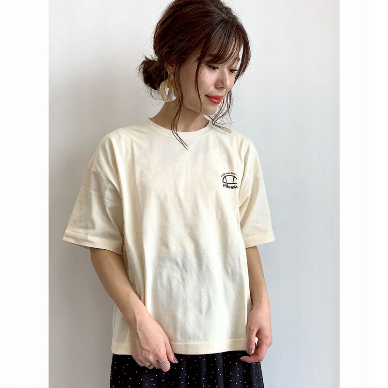 アースミュージックアンドエコロジー Earth Music Ecology Ellesse Earthロゴtシャツ Ivory 通販 Lineポイント最大get Lineショッピング