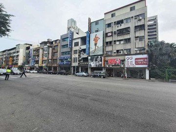 急!可談!20米路旁武廟商圈大仁國中面寬有貨梯店面｜高雄市苓雅區建國一路