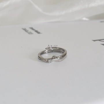 An:sr—『925純銀 線條纏繞 可調節戒指』純銀  不怕水 可調節 纏繞 設計感 氣質 戒指 尾戒B0035