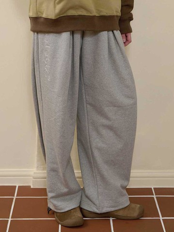 Stitch Logo Double-Pleated Wide Sweat Pants