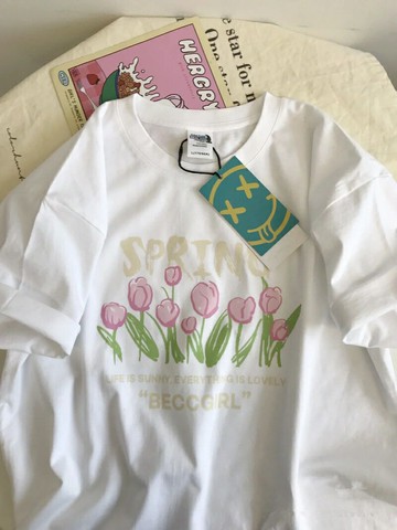 oversize花朵郁金香短袖t恤女夏2022新款ins港風chic復古學生上衣