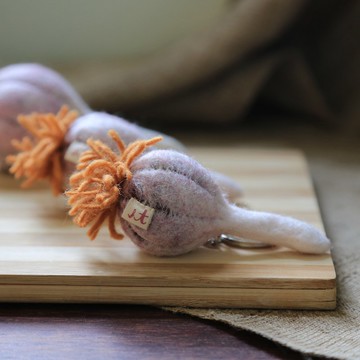 羊毛氈蔬果鑰匙圈│蒜頭