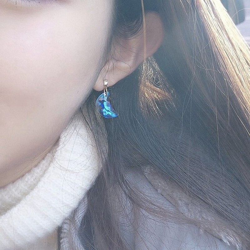 スタッドピアス キャッチピアス レディース アクセサリー 月 ムーン ガーリー 上品 きれいめ 可愛い かわいい 女性用 婦人用 ジュエリー 通販 Lineポイント最大get Lineショッピング