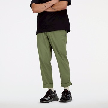 【NEW BALANCE】NB 簡約 休閒 長褲 男 亞規 綠 AMP41575DEK