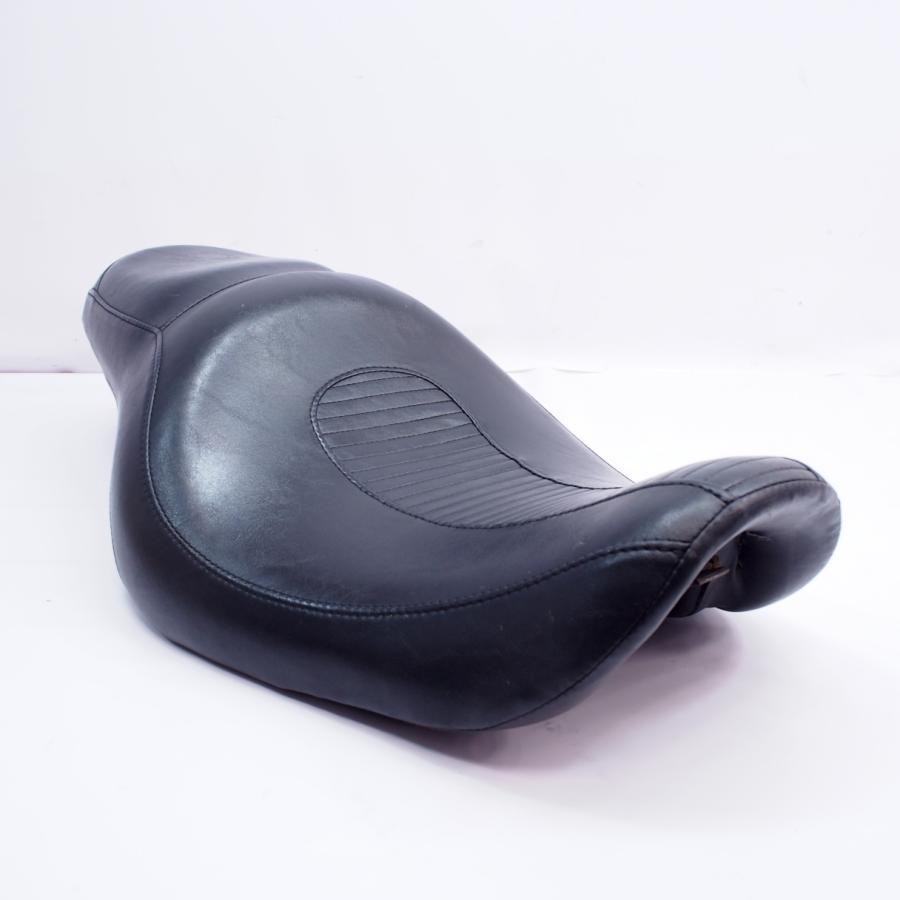 ハーレーダビッドソンダイナローライダー純正シート