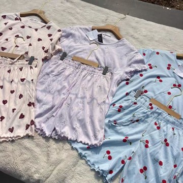 超糯。外貿日單女士夏季薄款圓領短袖T恤睡衣 卡通短褲家居服套裝