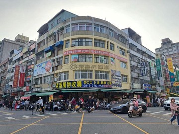 武廟商圈★超醒目大面寬黃金透店★｜高雄市苓雅區福德一路