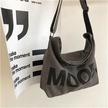 🔥品質保障🔥男生斜挎包潮ins大容量日係複古原宿休閒簡約帆布女學生單肩包男