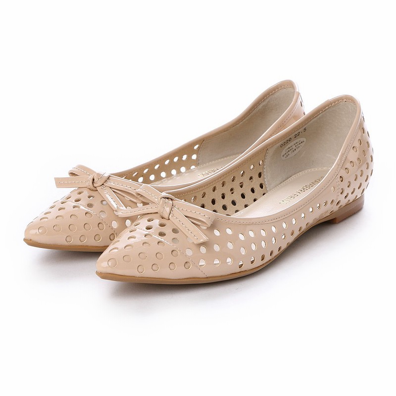 ストロベリーフィールズ Strawberry Fields パンチングカッターパンプス St0220 ベージュ 通販 Lineポイント最大1 0 Get Lineショッピング