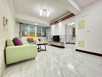 翻新公寓一樓典雅裝潢三多商圈文化中心｜高雄市苓雅區和平一路