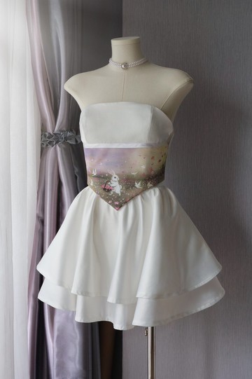 The Lost Rabbit 塗鴉風平口上衣