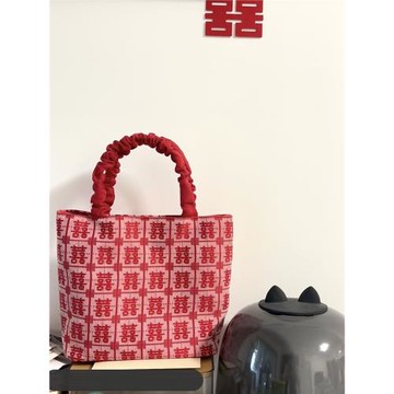 婚包新娘囍字2025新款紅色媽媽結婚包伴手禮女伴娘喜慶中式手提包