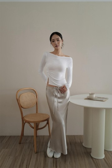 抽繩微魚尾緞面長裙