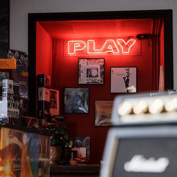 Play 霓虹燈 LED 發光字 Neon Sign 廣告 招牌 牆壁 裝飾