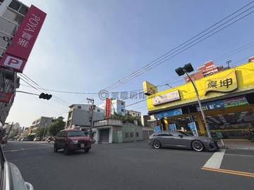大社三民金龍商圈需整理大地坪活巷透天40880｜高雄市大社區三民路