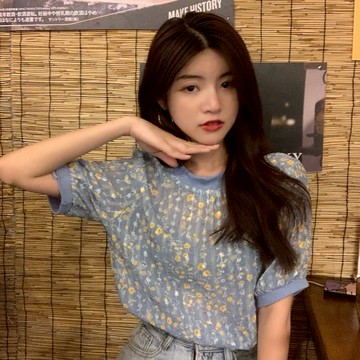 碎花圓領短袖襯衫女設計感小眾夏季年新款韓版寬松顯瘦上衣潮