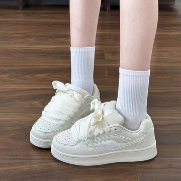 🔥台灣出貨🔥小衆複古多巴胺街拍滑闆鞋高顔值學院風運動休閒麵包鞋女老爹鞋 厚底