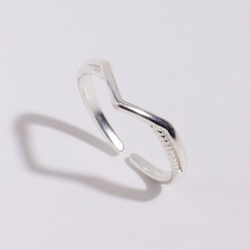 vacanza｜純銀｜經典微V純銀戒指#0429新品 #新年飾品 #新年禮物