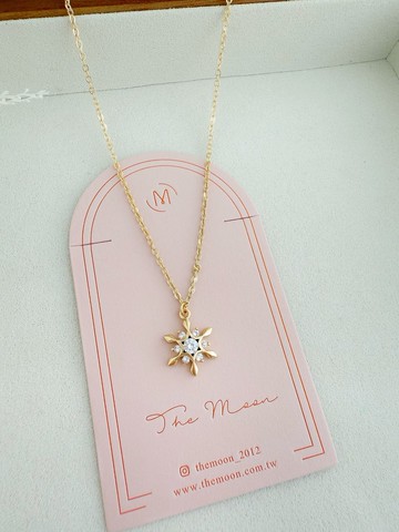 【精緻禮盒】菱形雪花鋯石 18KGF－Snowlight  #冬天 精緻