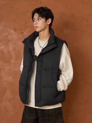 休閒素面蓬鬆舖棉厚背心