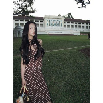 BLACK CHERRY氣質高級感網紗吊帶上衣女2026港味復古辣妹半身裙