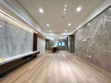 美術館區稀有小坪數精裝雅致稀有超大二房平車｜高雄市鼓山區美術北一街