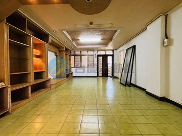 北區育賢街大坪數近花園夜市健身4樓寓｜台南市北區育賢街