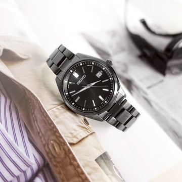 SEIKO 精工 / SBTM325 / 太陽能 電波錶 萬年曆 藍寶石水晶玻璃 防水100米 日本製造 不鏽鋼手錶 鍍黑 40mm