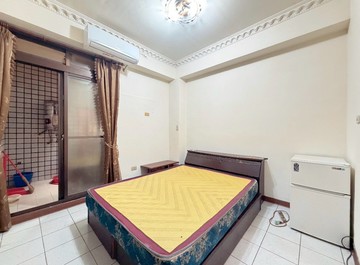 【小伊】西區近台中二中專任委託電梯大套房｜台中市西區篤行路