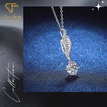 【CF鑽飾】項鍊 莫桑鑽《羽翼》鑽石項鍊 新年 情人禮物 生日送禮 飾品 求婚 告白