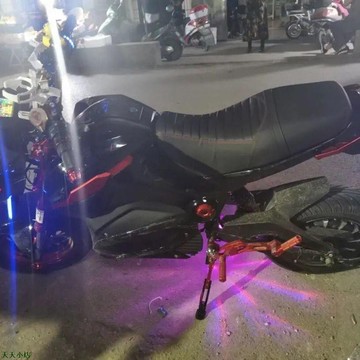 精品特優機車機車電動車CNC可調整邊撐可調邊架停車腳架電摩電動車M3猴子戰速通用